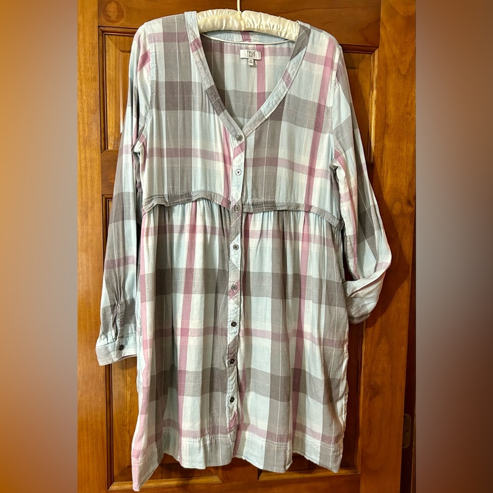True Craft Flannel Plaid V-Neck Tunic Top